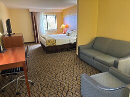Baymont by Wyndham Mishawaka South Bend Area