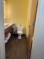 Baymont by Wyndham Mishawaka South Bend Area