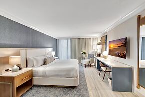 Tideline Palm Beach Ocean Resort and Spa