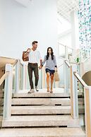 Tideline Palm Beach Ocean Resort and Spa