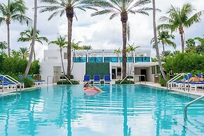 Tideline Palm Beach Ocean Resort and Spa