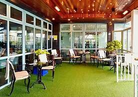 Flannery's Hotel Galway