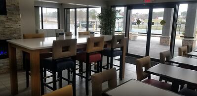 Quality Inn Calhoun North I-75