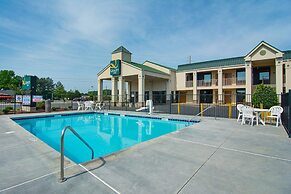 Quality Inn Calhoun North I-75