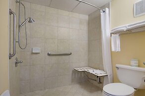 Quality Inn Calhoun North I-75