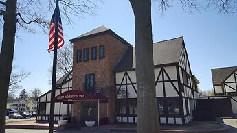 East Norwich Inn