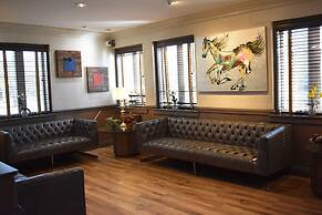 East Norwich Inn