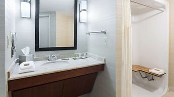 DoubleTree Suites by Hilton Hotel Cincinnati - Blue Ash