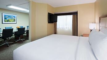 DoubleTree Suites by Hilton Hotel Cincinnati - Blue Ash