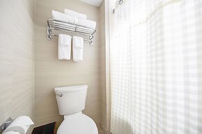 DoubleTree Suites by Hilton Hotel Cincinnati - Blue Ash