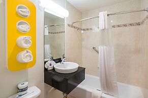 Motel 6 El Paso, TX - Airport - Fort Bliss