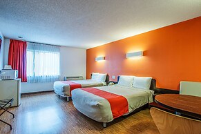 Motel 6 Wisconsin Rapids, WI