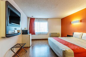 Motel 6 Wisconsin Rapids, WI