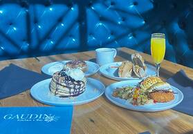 The Barrymore Hotel Tampa Riverwalk