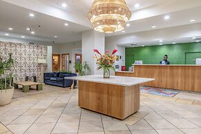 The Barrymore Hotel Tampa Riverwalk