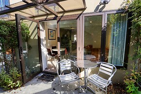 Garden Court Suites And Apartments