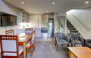 Garden Court Suites And Apartments