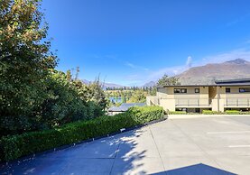 Garden Court Suites And Apartments