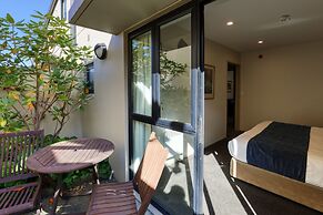 Garden Court Suites And Apartments