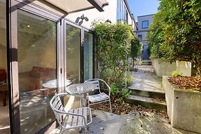 Garden Court Suites And Apartments