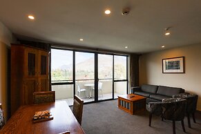 Garden Court Suites And Apartments