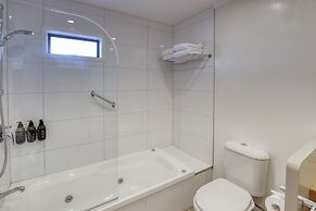 Garden Court Suites And Apartments