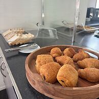 Garden Court Suites And Apartments