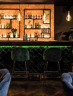 The Waldorf Hilton, London