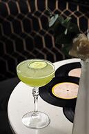 The Waldorf Hilton, London