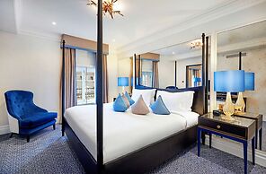 The Waldorf Hilton, London