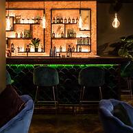 The Waldorf Hilton, London