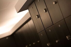 The Waldorf Hilton, London