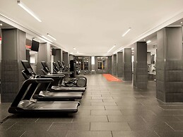 The Waldorf Hilton, London