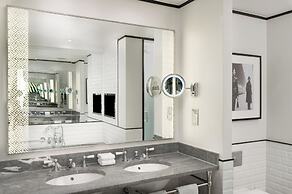 The Waldorf Hilton, London