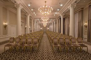 The Waldorf Hilton, London