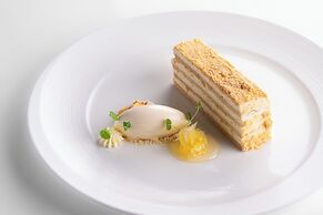 The Waldorf Hilton, London