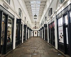 The Waldorf Hilton, London