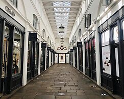 The Waldorf Hilton, London