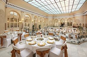 The Waldorf Hilton, London