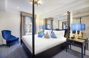 The Waldorf Hilton, London