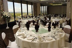 Holiday Inn & Suites Pittsfield-Berkshires by IHG