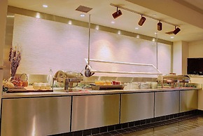 Holiday Inn & Suites Pittsfield-Berkshires by IHG