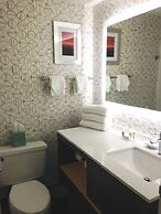 Holiday Inn & Suites Pittsfield-Berkshires by IHG