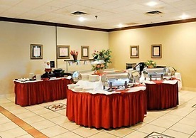 Quality Inn & Suites Palm Island Indoor Waterpark