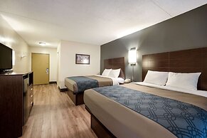 Econo Lodge Darien Lakes