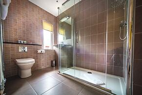 The Tontine Hotel