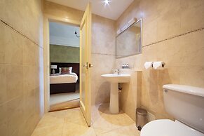 The Tontine Hotel