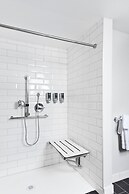 Four Points by Sheraton Ventura Harbor Resort