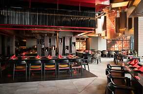 Anantara Riverside Bangkok Resort