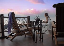 Anantara Riverside Bangkok Resort